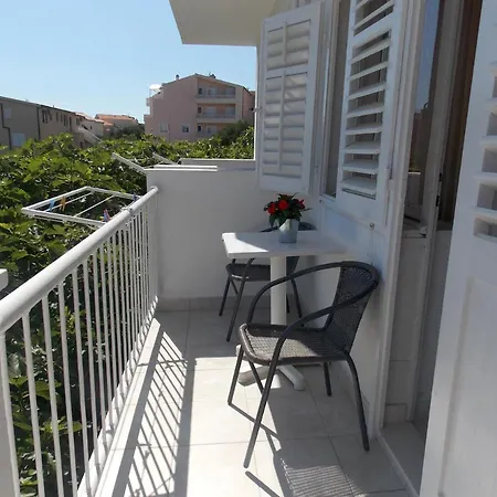 Studio 4798c Apartamento *
